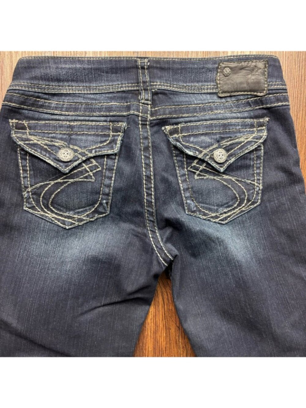 Silver Suki Surplus Bootcut Jeans Distressed Dark Wash Women’s Size W29 L32 - Picture 4 of 12